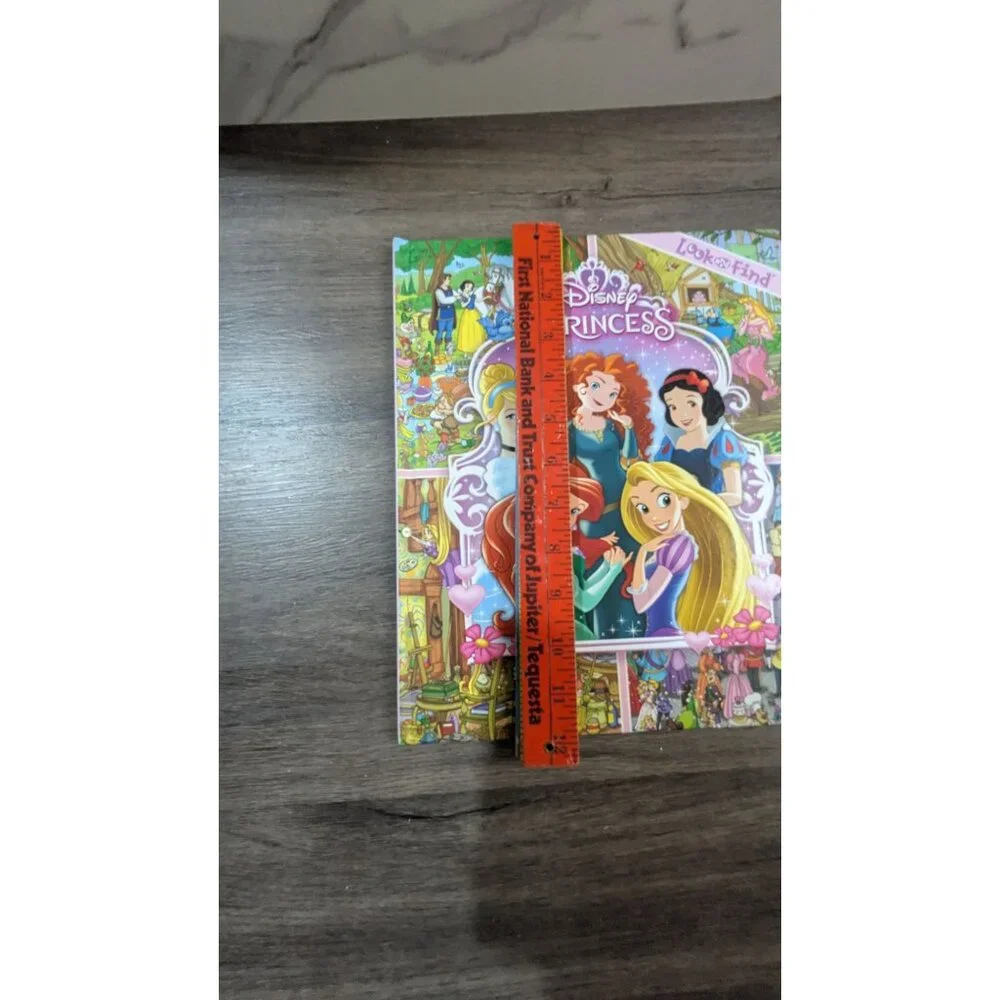 Disney Princess Look And Find Hardcover Childrens Book 2015 Interactive Puzzle G